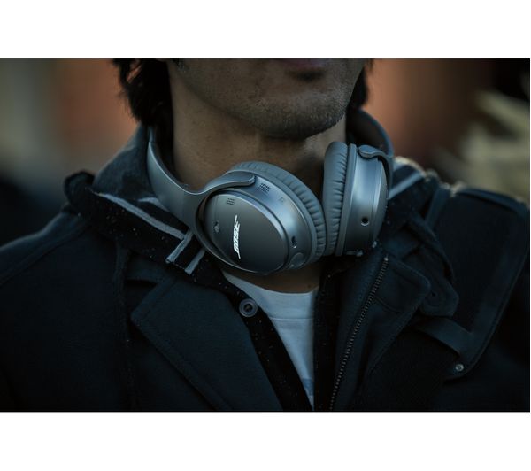 BOSE QuietComfort QC35 II Wireless Bluetooth Noise-Cancelling Headphones - Black - Acceptable