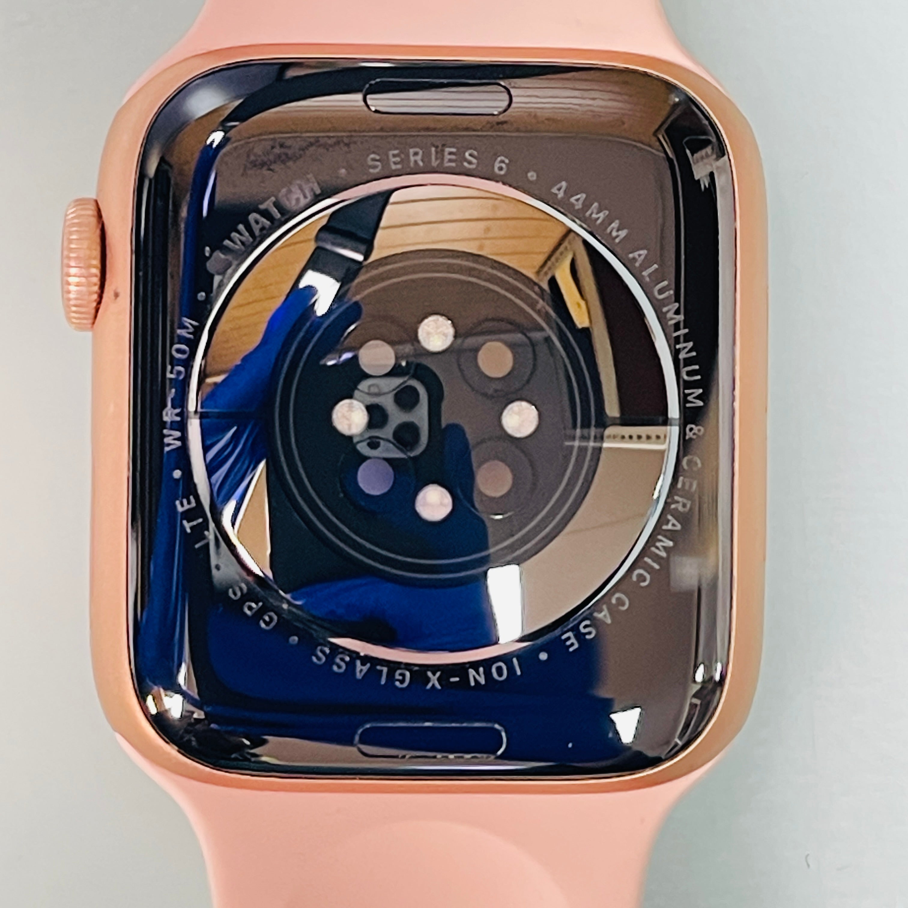 Apple Watch Series 6 GPS+Cellular Aluminium 44MM Gold Pristine Condition REF#65379