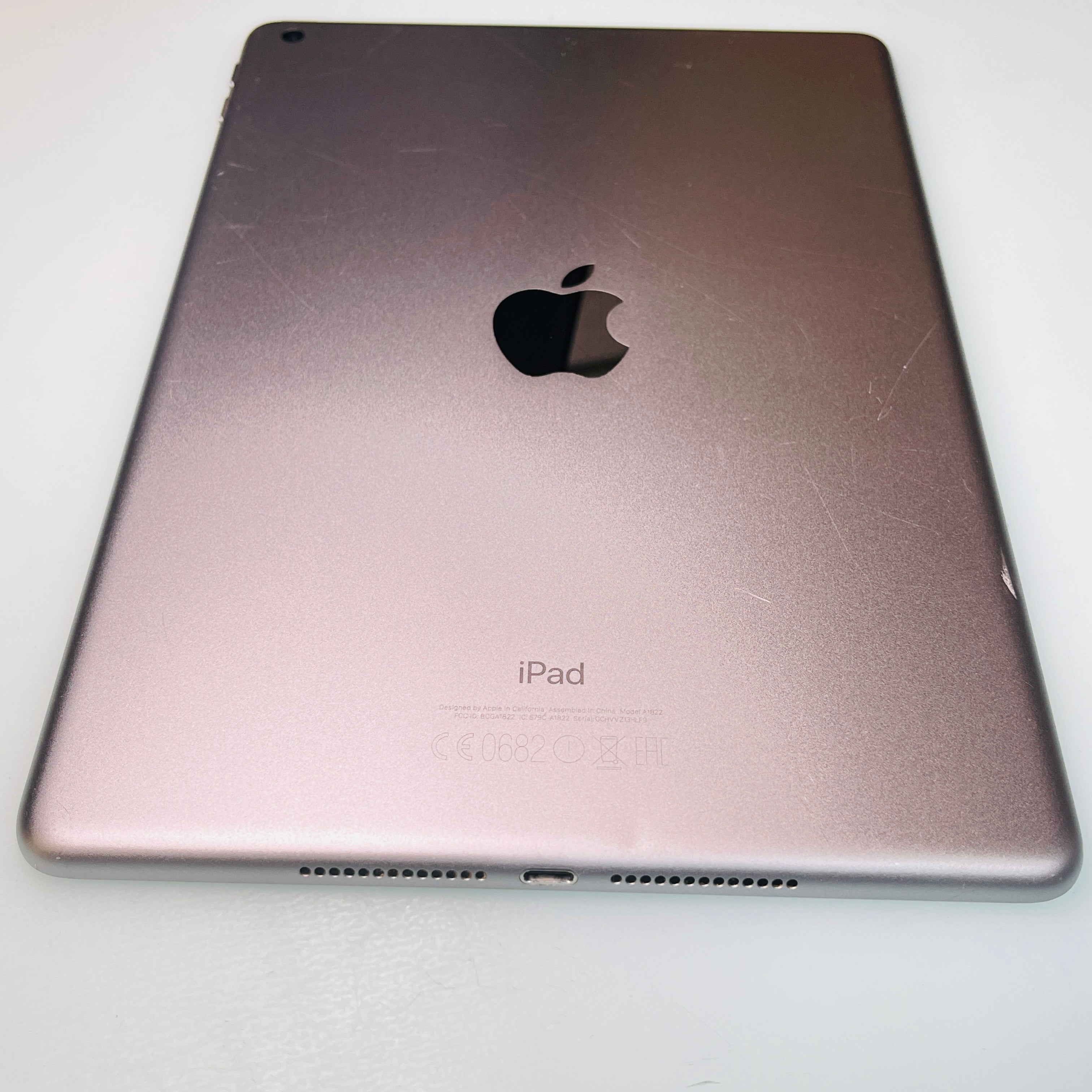 Apple iPad 5 32GB Wi-Fi Space Gray Good (READ DESCRIPTION) REF#65247