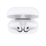 Apple Airpods 1st Generation with Lightning Charging Case Very Good