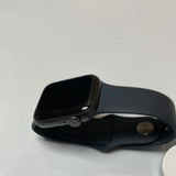 Apple Watch SE GPS Alum 40mm Space Grey Pristine Condition REF#47587